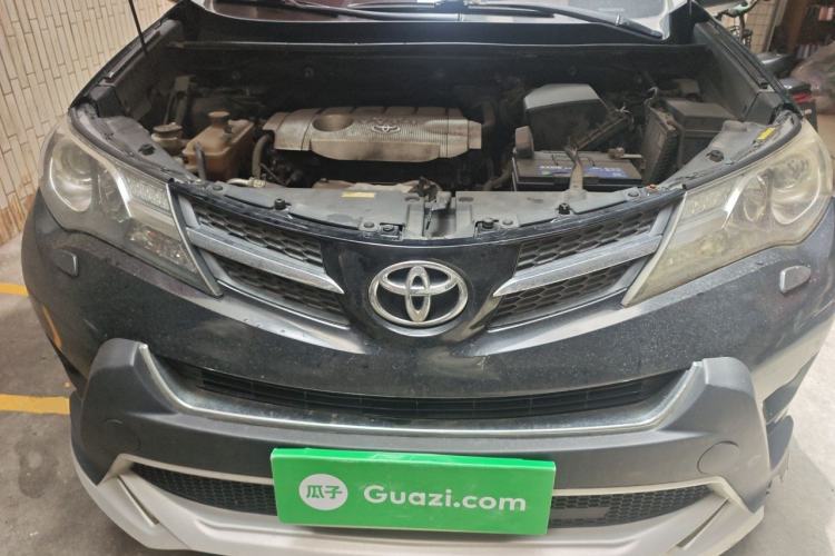 Used Toyota RAV4 2013 2.5L Automatic 4x4 Elite Edition Engine Bay