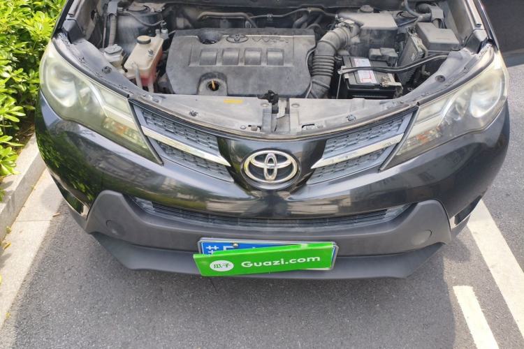 Used Toyota RAV4 2013 2.0L CVT Two-Wheel Drive Urban Edition Engine Bay