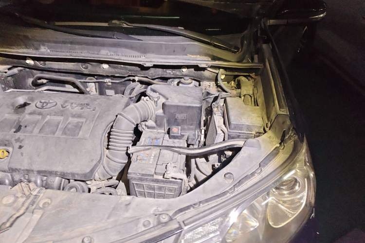 Used Toyota RAV4 2013 2.0L Manual Two-Wheel Drive Urban Edition Engine Bay Left
