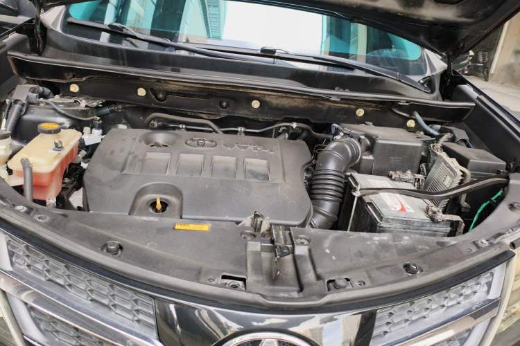 Used Toyota RAV4 2013 2.0L CVT Two-Wheel Drive Urban Edition Engine Bay Left
