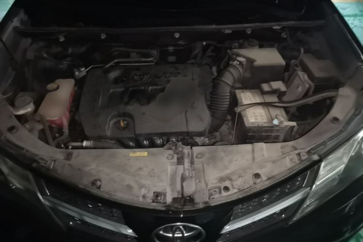 Used Toyota RAV4 2013 2.0L CVT Four-Wheel Drive New Edition Engine Bay
