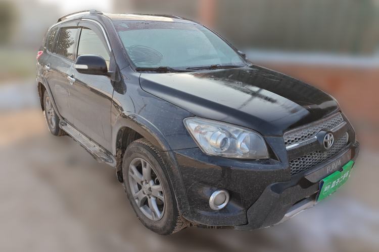 Used Toyota RAV4 2013 Special Edition 2.0L Manual Classic Front Right 45 Deg
