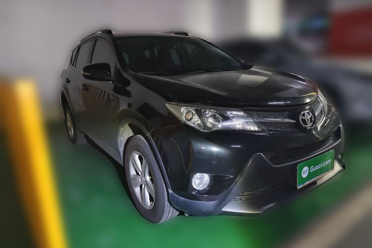 Used Toyota RAV4 2013 2.0L Manual Two-Wheel Drive Urban Edition Front Right 45 Deg