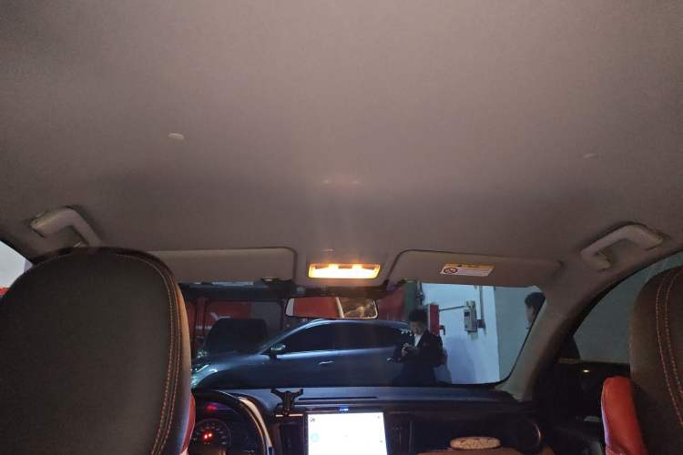 Used Toyota RAV4 2013 2.0L Manual Two-Wheel Drive Urban Edition Headliner