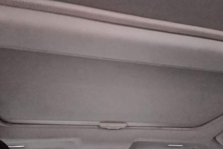 Used Toyota RAV4 2013 2.5L Automatic 4x4 Luxury Edition Headliner
