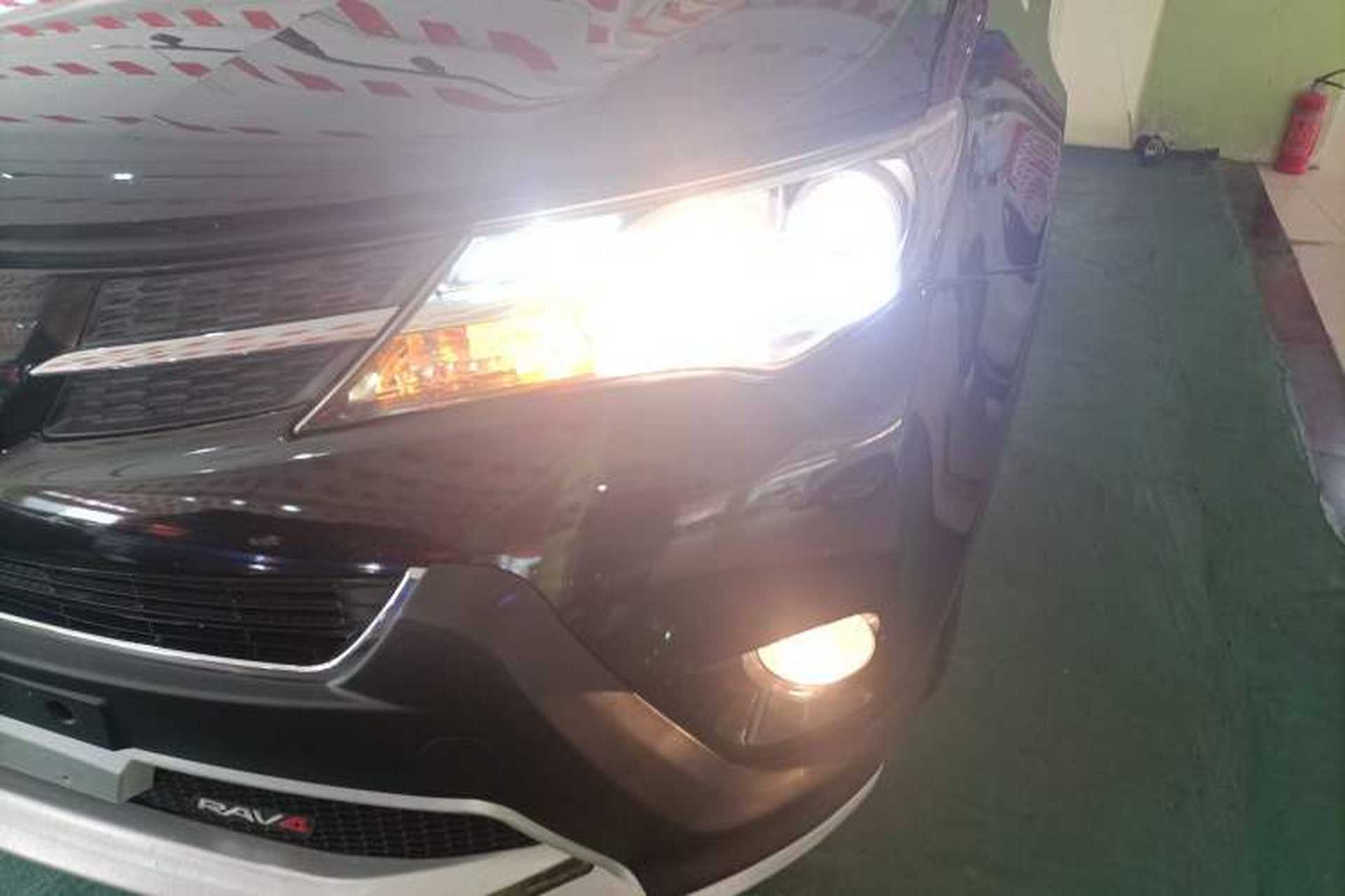 Used Toyota RAV4 2013 2.0L CVT Two-Wheel Drive Urban Edition Left Front Headlight