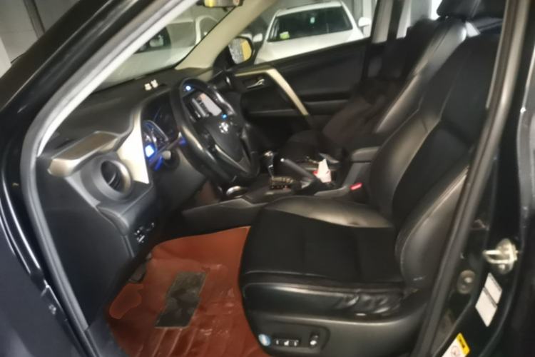 Used Toyota RAV4 2013 2.0L CVT Four-Wheel Drive New Edition Left Front Seat