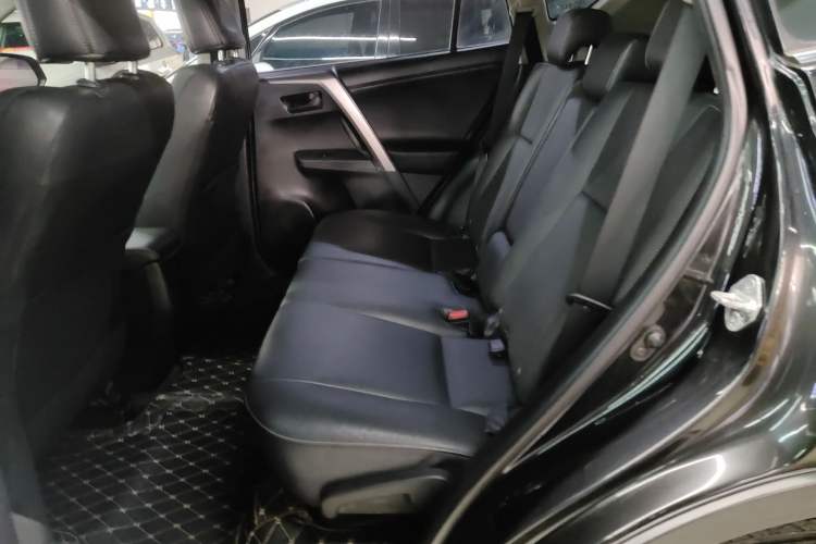 Used Toyota RAV4 2013 2.5L Automatic 4x4 Elite Edition Left Rear Seat
