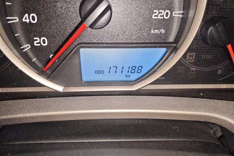 Used Toyota RAV4 2013 2.0L Manual Two-Wheel Drive Urban Edition Odometer Close Up