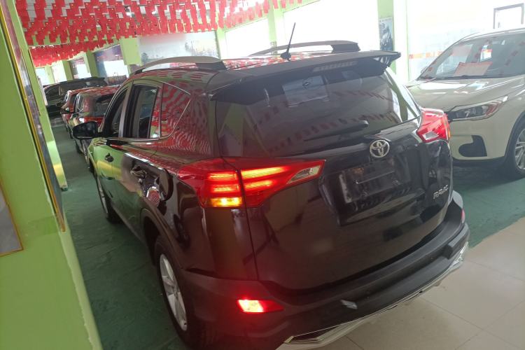 Used Toyota RAV4 2013 2.0L CVT Two-Wheel Drive Urban Edition Rear Left 45 Deg