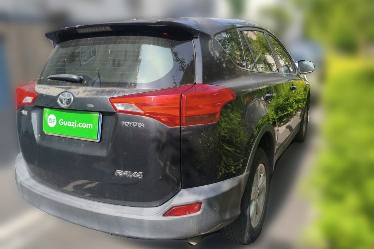 Used Toyota RAV4 2013 2.0L CVT Two-Wheel Drive Urban Edition Rear Right 45 Deg