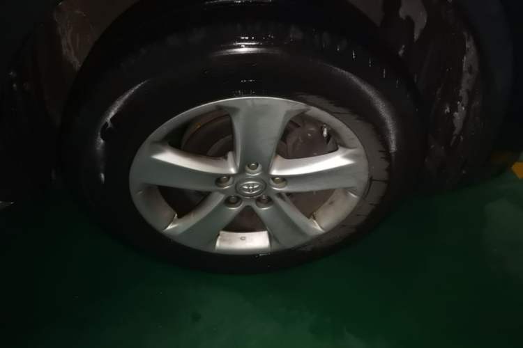Used Toyota RAV4 2013 2.0L CVT Four-Wheel Drive New Edition Right Front Wheel Hub