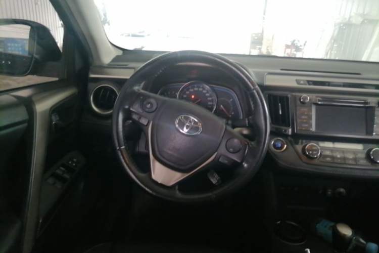 Used Toyota RAV4 2013 2.0L CVT Four-Wheel Drive New Edition Steering Wheel