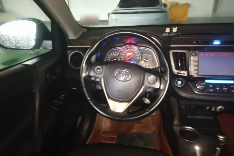 Used Toyota RAV4 2013 2.0L CVT Four-Wheel Drive New Edition Steering Wheel