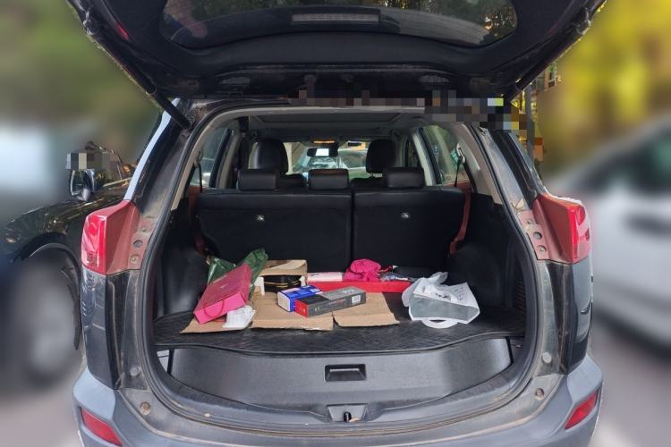 Used Toyota RAV4 2013 2.5L Automatic 4x4 Prestige Edition Trunk