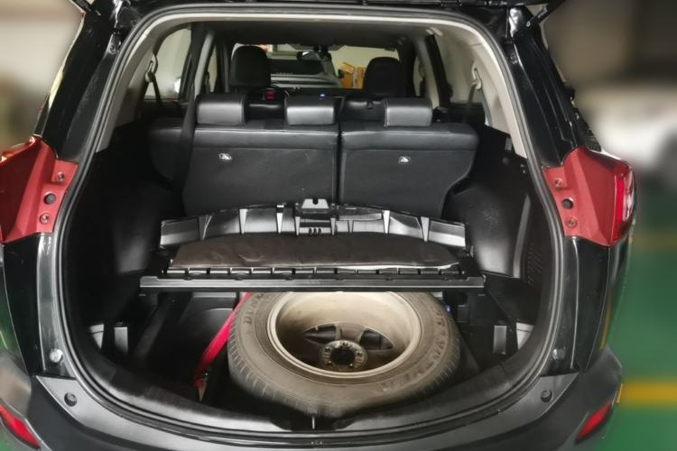 Used Toyota RAV4 2013 2.0L CVT Four-Wheel Drive New Edition Trunk