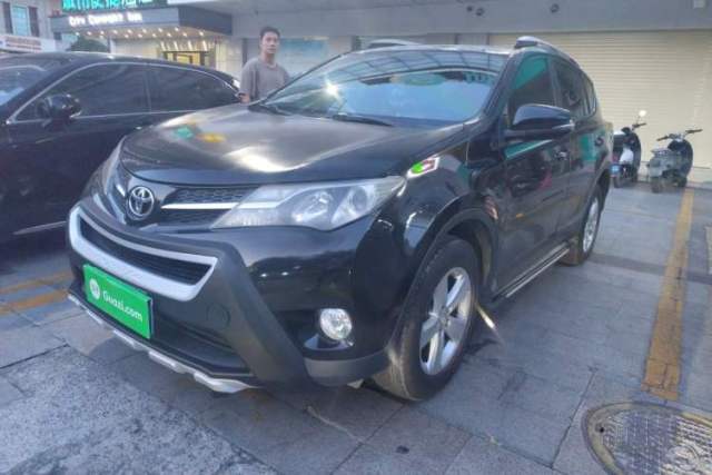 Used Toyota RAV4 2013 2.0L CVT Four-Wheel Drive Fashion Edition