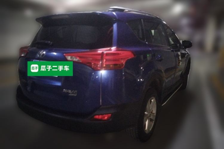 Used Toyota RAV4 2013 2.0L CVT Four-Wheel Drive Fashion Edition Rear Right 45 Deg