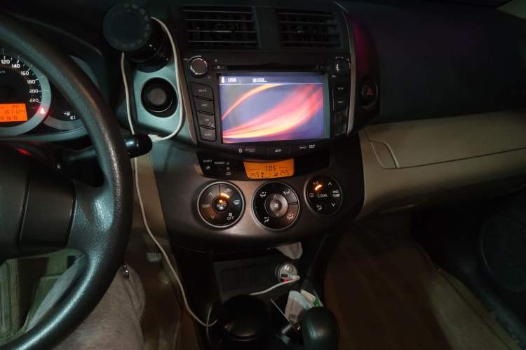 Used Toyota RAV4 2013 Special Edition 2.0L Automatic Classic Audio And AC Panel