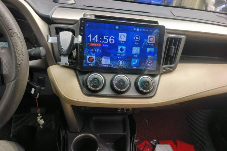 Used Toyota RAV4 2013 2.0L CVT Two-Wheel Drive Urban Edition Audio And AC Panel
