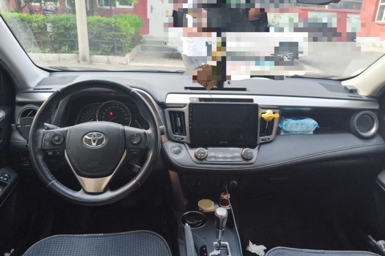Used Toyota RAV4 2013 2.0L CVT Four-Wheel Drive New Edition Center Console