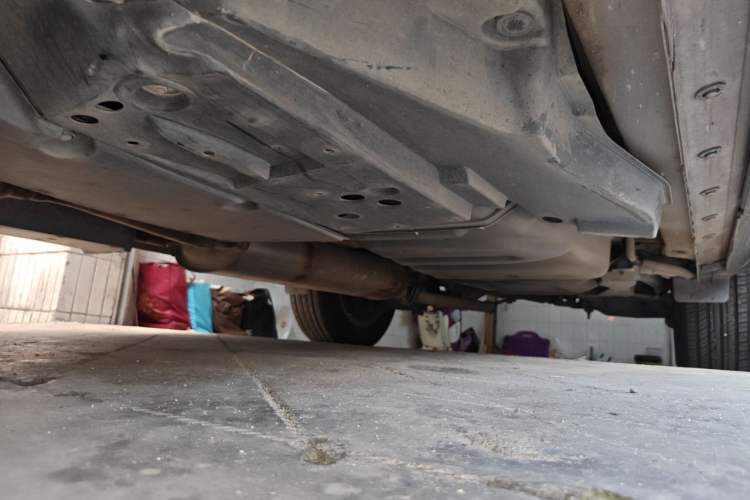 Used Toyota RAV4 2013 2.0L CVT Two-Wheel Drive Urban Edition Chassis Front Left