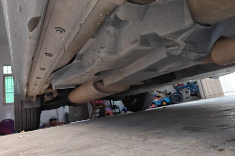 Used Toyota RAV4 2013 2.0L CVT Two-Wheel Drive Urban Edition Chassis Front Right