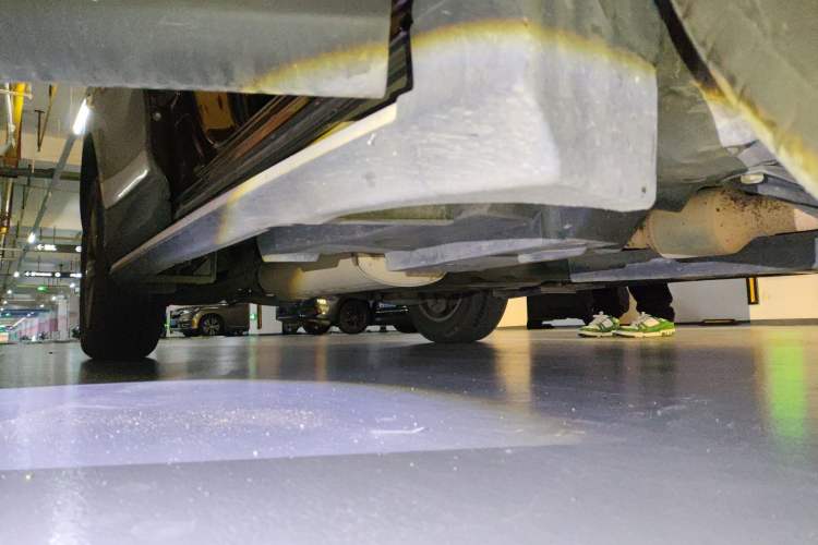 Used Toyota RAV4 2013 2.0L CVT Two-Wheel Drive Urban Edition Chassis Front Right