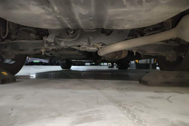 Used Toyota RAV4 2013 2.5L Automatic 4x4 Luxury Edition Chassis Rear
