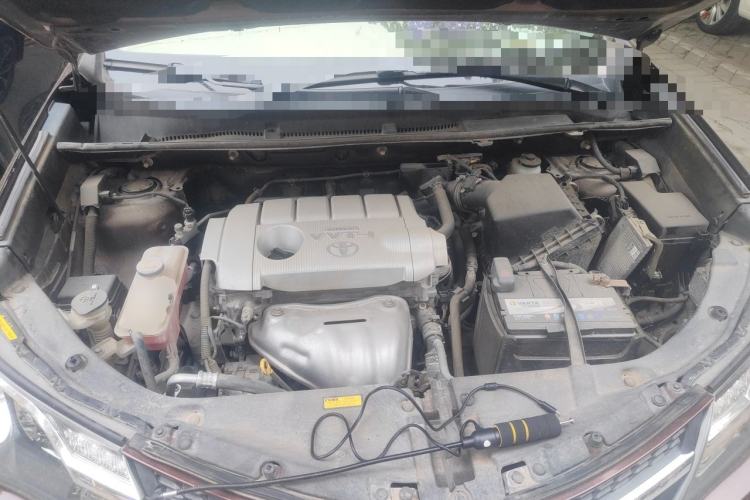 Used Toyota RAV4 2013 2.5L Automatic 4x4 Luxury Edition Engine Bay
