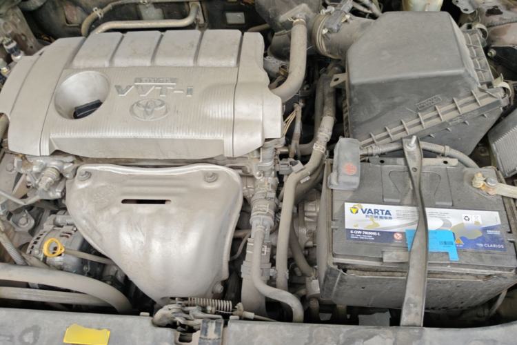 Used Toyota RAV4 2013 2.5L Automatic 4x4 Elite Edition Engine Bay