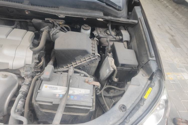 Used Toyota RAV4 2013 2.5L Automatic 4x4 Luxury Edition Engine Bay Left