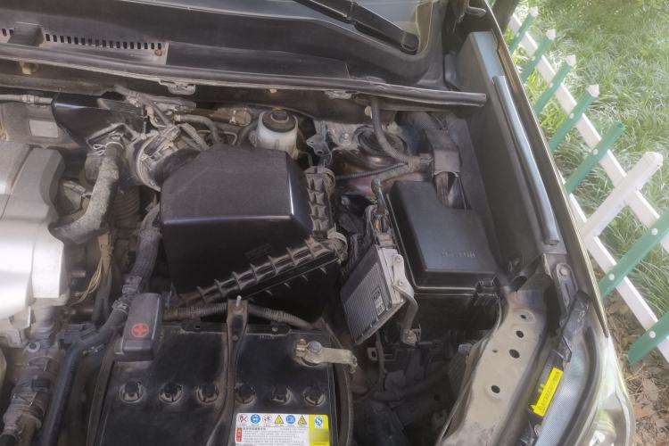 Used Toyota RAV4 2013 2.5L Automatic 4x4 Luxury Edition Engine Bay Left
