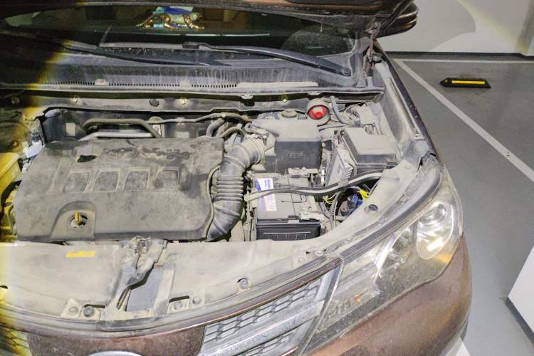 Used Toyota RAV4 2013 2.0L CVT Two-Wheel Drive Urban Edition Engine Bay Left