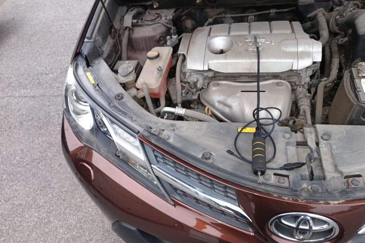 Used Toyota RAV4 2013 2.5L Automatic 4x4 Elite Edition Engine Bay Right