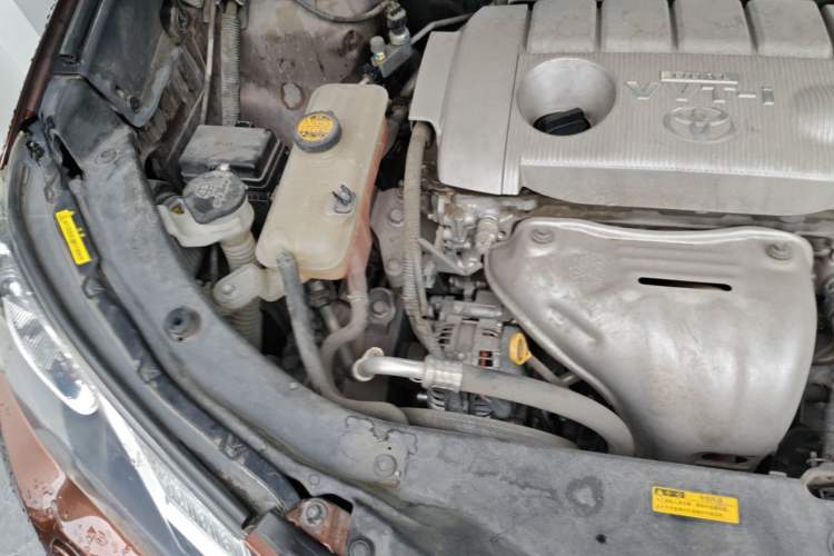 Used Toyota RAV4 2013 2.5L Automatic 4x4 Elite Edition Engine Bay Right
