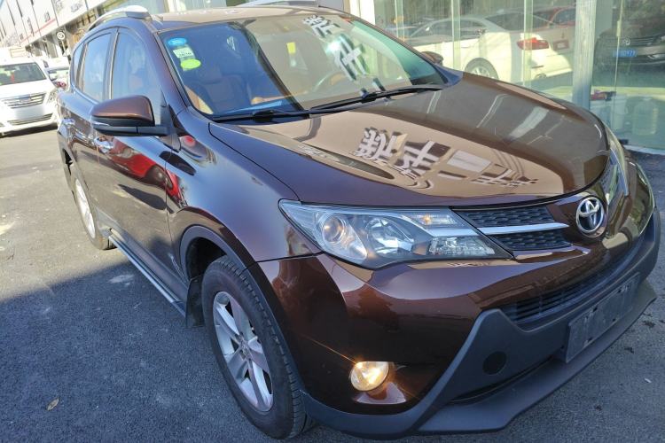 Used Toyota RAV4 2013 2.0L CVT Two-Wheel Drive Urban Edition Exterior 1