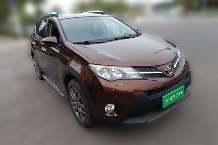 Used Toyota RAV4 2013 2.5L Automatic 4x4 Elite Edition Front Right 45 Deg