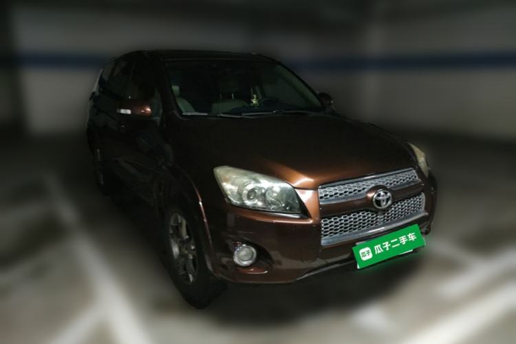 Used Toyota RAV4 2013 Special Edition 2.0L Automatic Classic Front Right 45 Deg