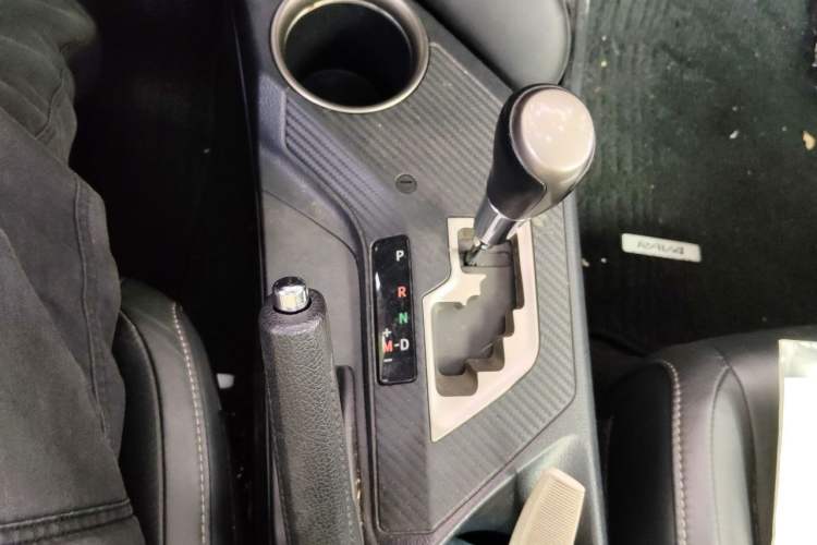 Used Toyota RAV4 2013 2.0L CVT Four-Wheel Drive New Edition Gear Lever