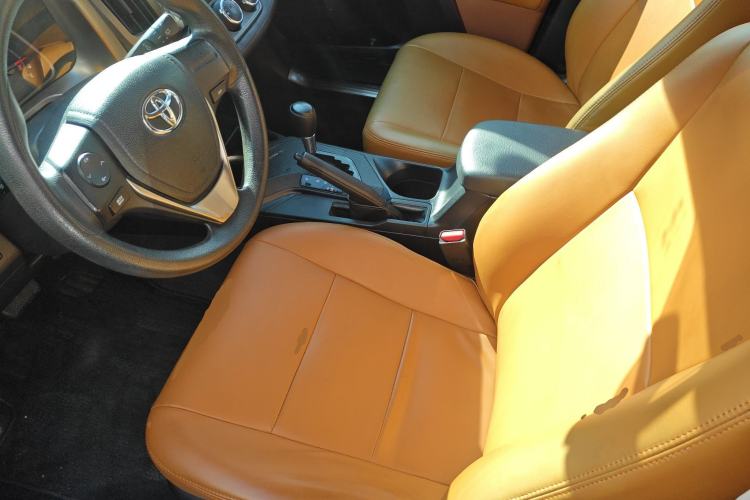 Used Toyota RAV4 2013 2.0L CVT Two-Wheel Drive Urban Edition Left Front Seat