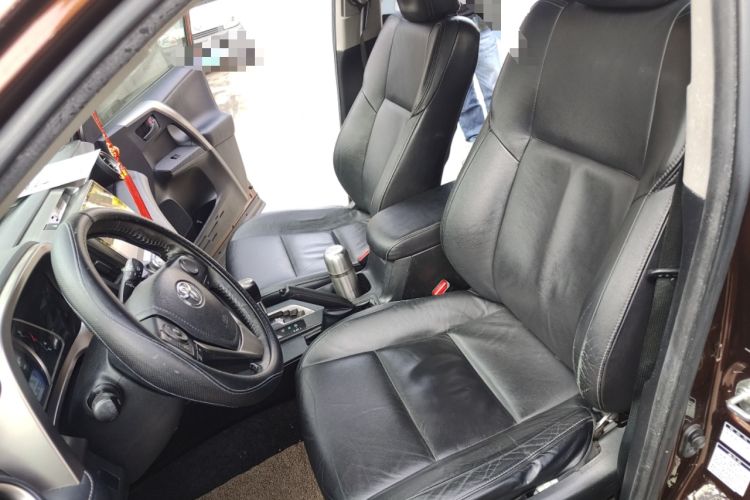 Used Toyota RAV4 2013 2.5L Automatic 4x4 Elite Edition Left Front Seat