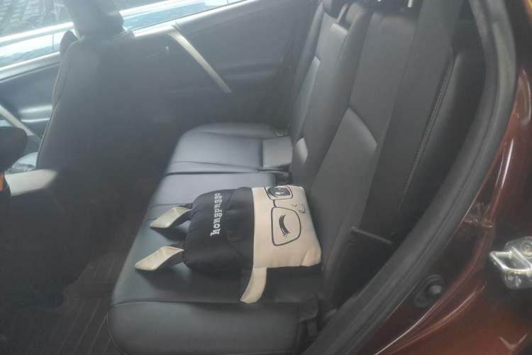 Used Toyota RAV4 2013 2.5L Automatic 4x4 Luxury Edition Left Rear Seat