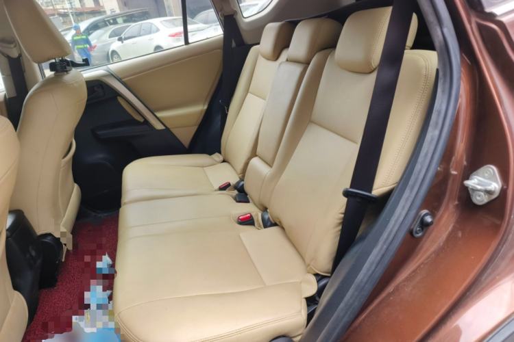 Used Toyota RAV4 2013 2.0L CVT Two-Wheel Drive Urban Edition Left Rear Seat