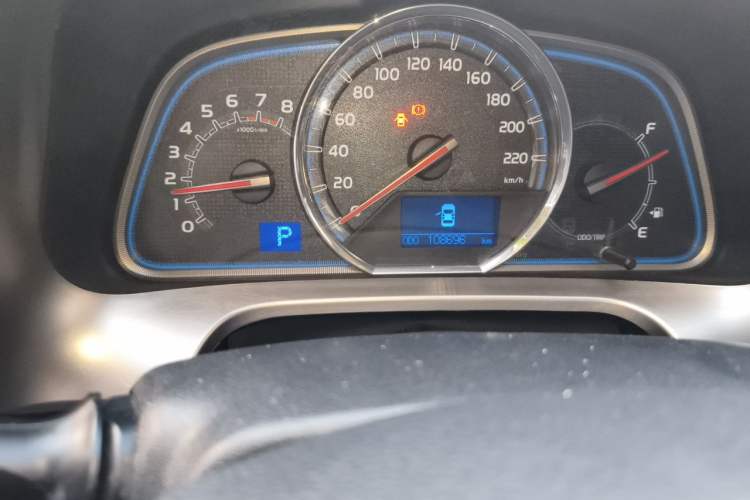 Used Toyota RAV4 2013 2.0L CVT Four-Wheel Drive New Edition Odometer Close Up