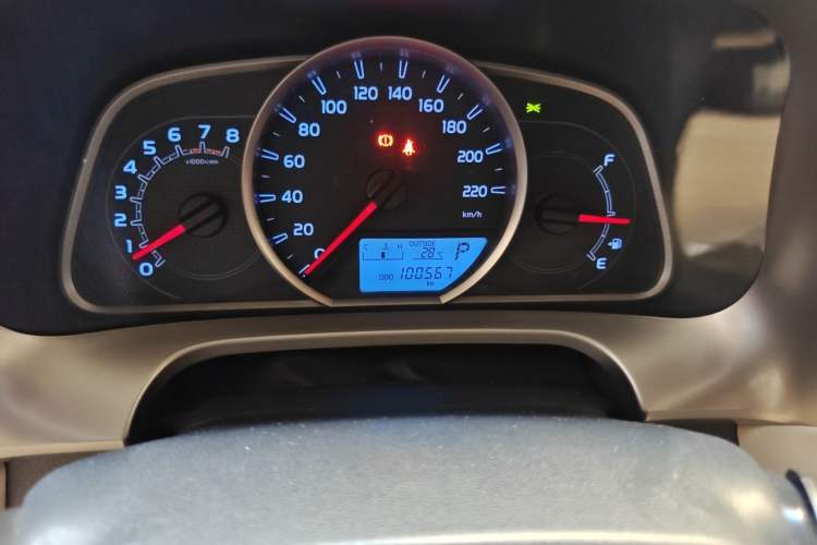 Used Toyota RAV4 2013 2.0L CVT Two-Wheel Drive Urban Edition Odometer Close Up