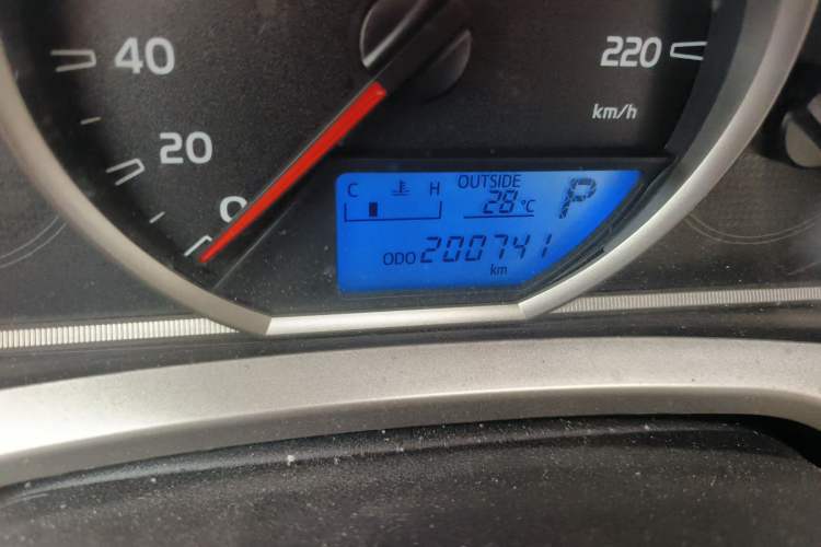 Used Toyota RAV4 2013 2.0L CVT Two-Wheel Drive Urban Edition Odometer Close Up