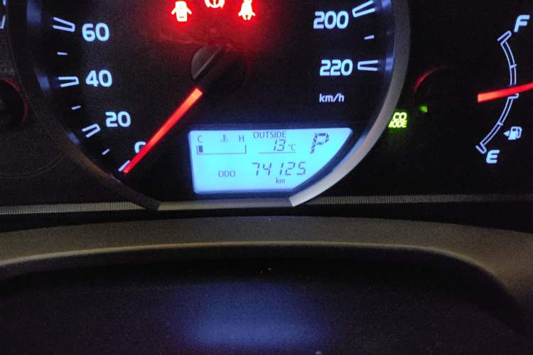 Used Toyota RAV4 2013 2.0L CVT Two-Wheel Drive Urban Edition Odometer Close Up