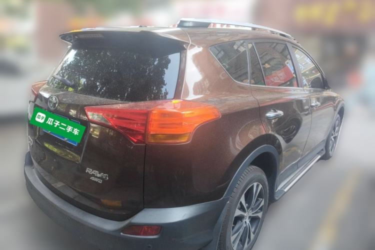 Used Toyota RAV4 2013 2.5L Automatic 4x4 Luxury Edition Rear Right 45 Deg