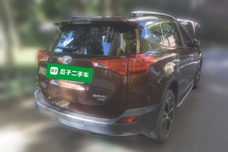 Used Toyota RAV4 2013 2.5L Automatic 4x4 Luxury Edition Rear Right 45 Deg